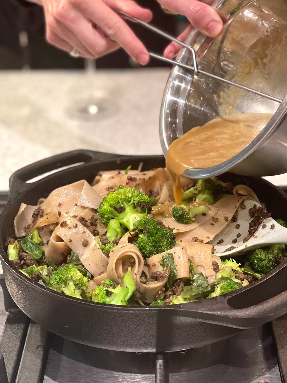 Joey-and-Katy-make-Dan-dan-noodles